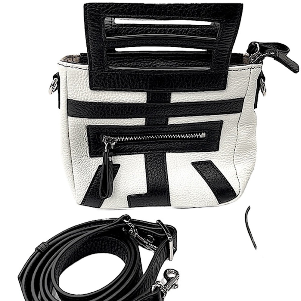 🛍️ NWT Japan Himeji Kanji Handcrafted Leather Mini Crossbody